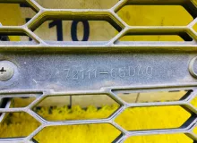 Решетка радиатора SUZUKI ESCUDO/PROCEED LEVANTE 1998/Цвет 26U 1A5350710 TJ32W/TD32W RFTE, передняя