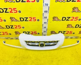 Решетка радиатора SUZUKI
