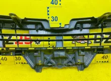 Решетка радиатора TOYOTA VOXY 2014/Цвет 202 5311128680 ZWR80G 2ZRFXE, передняя