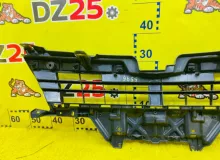 Решетка радиатора TOYOTA VOXY 2014/Цвет 202 5311128680 ZWR80G 2ZRFXE, передняя