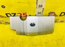Пластиковая крышка на двс TOYOTA PRIUS 2019/Цвет 1F7 1260137010 ZVW51 2ZRFXE, передняя