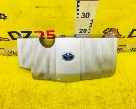 Пластиковая крышка на двс TOYOTA