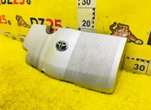Пластиковая крышка на двс TOYOTA PRIUS 2019/Цвет 1F7 1260137010 ZVW51 2ZRFXE, передняя