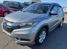 Подкрылок HONDA VEZEL 2014/Цвет NH823M 74100T7B000 RU3 LEB, передний правый