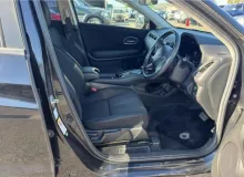 Подкрылок HONDA VEZEL 2014/Цвет NH731P 74100T7B000 RU3 LEB, передний правый