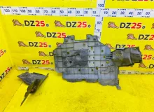 Защита двигателя HONDA VEZEL 2014/Цвет NH731P 74111T7A RU3 LEB, передняя