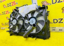 Радиатор основной TOYOTA ESQUIRE 2014/Цвет 1F7 1640037280 ZWR80G 2ZRFXE, передний