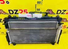 Радиатор основной TOYOTA NOAH 2014/Цвет 202 1640037280 ZWR80G 2ZRFXE, передний