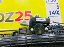 Люк HUMMER H3 2006 25895795 L52, передний