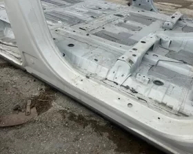 Порог кузова Toyota