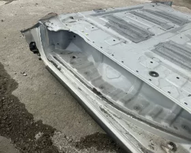 Порог кузова Toyota