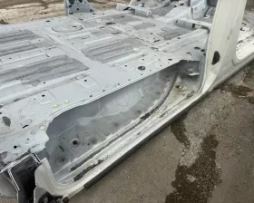 Порог кузова Toyota