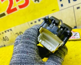 Блок управления стеклоподъемниками TOYOTA