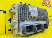 Блок управления двс HONDA VEZEL 2014/Цвет NH788P 3782051E968 RU4 LEB, передний