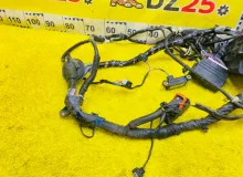Коса под капот MITSUBISHI RVR 2010/Цвет W13B 8501C003 GA3W 4B10, передняя