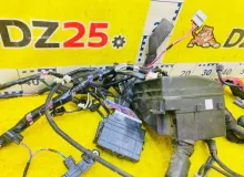 Коса под капот MITSUBISHI RVR 2010/Цвет W13B 8501C003 GA3W 4B10, передняя