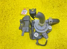 Помпа TOYOTA ESQUIRE 2015/Цвет 220 G904052010 ZWR80G 2ZRFXE, передняя