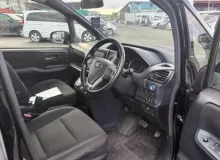 Помпа TOYOTA VOXY 2014/Цвет 202 G904052010 ZWR80G 2ZRFXE, передняя