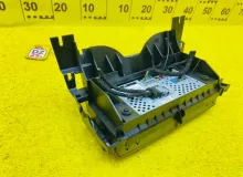 Магнитофон Land Rover RANGE ROVER 2006/Цвет 697 YIK500071 L322 448PN, передний