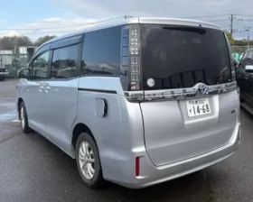 Кнопка включения обогрева стекла TOYOTA