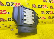 Пластиковая крышка на двс Land Rover RANGE ROVER 2006/Цвет 697 LBH500092 L322 448PN, передняя