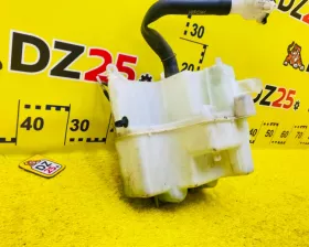 Бачок стеклоомывателя TOYOTA