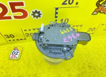 Мотор печки TOYOTA ESQUIRE 2014/Цвет 220 8710328130 ZWR80G 2ZRFXE, передний