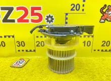 Мотор печки TOYOTA NOAH 2014/Цвет 202 8710328130 ZWR80G 2ZRFXE, передний