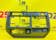 Консоль магнитофона TOYOTA LAND CRUISER 1996/Цвет 6M1 5541260100 FZJ80G 1FZFE, передний