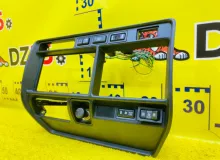Консоль магнитофона TOYOTA LAND CRUISER 1996/Цвет 6M1 5541260100 FZJ80G 1FZFE, передний