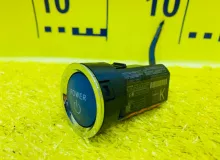 Кнопка старта TOYOTA NOAH 2014/Цвет 202 8961130140 ZWR80G 2ZRFXE, передняя