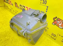 Корпус воздушного фильтра TOYOTA LAND CRUISER PRADO 2005/Цвет 202 1770062140 VZJ120W 5VZFE, передний