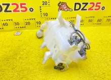 Бачок стеклоомывателя TOYOTA NOAH 2014/Цвет 202 8531528340 ZWR80G 2ZRFXE, передний