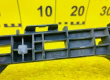 Крепление бампера LEXUS CT200H 2011/Цвет 212 5257576010 ZWA10 2ZRFXE, заднее правое
