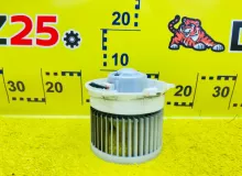 Мотор печки NISSAN SERENA 2016/Цвет K23 272253GR1A GFNC27 MR20DD, передний