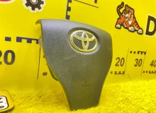 Подушка безопасности водителя TOYOTA NOAH С ЗАРЯДОМ|2014 4513028601C0 ZWR80G 2ZRFXE, передняя