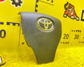 Подушка безопасности водителя Toyota