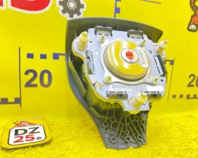 Подушка безопасности водителя Toyota