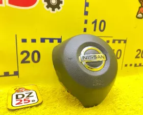 Подушка безопасности водителя Nissan
