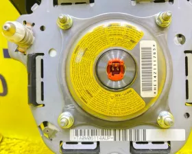 Подушка безопасности водителя Toyota