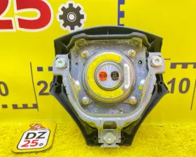 Подушка безопасности водителя Toyota