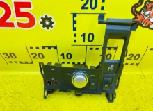 Кнопка включения подогрева сидений LEXUS CT200H 2011/Цвет 212 8497076040 ZWA10 2ZRFXE, передняя