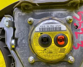 Подушка безопасности водителя Toyota