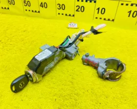 Замок зажигания TOYOTA