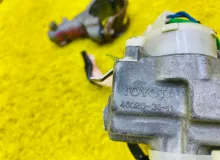 Замок зажигания TOYOTA LAND CRUISER PRADO 2006/Цвет 070 4528035380 TRJ120W 2TRFE, передний