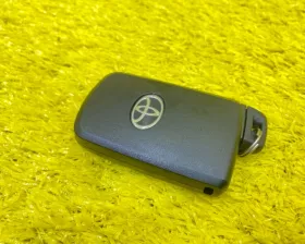 Ключ зажигания TOYOTA