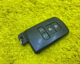 Ключ зажигания TOYOTA