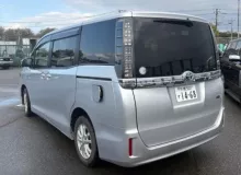 Ключ зажигания TOYOTA VOXY 2014/Цвет 1F7 8990428560 ZWR80G 2ZRFXE, передний
