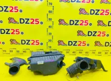 Корпус воздушного фильтра TOYOTA HARRIER 2006/Цвет 202 1770020220 MHU38W 3MZFE, передний