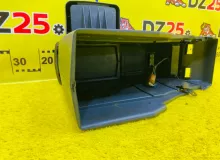 Бардачок между сиденьями TOYOTA LAND CRUISER 1994/Цвет 6M1 589116005003 FZJ80G 1FZFE, передний